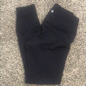 LuluLemon IN MOVEMENT TIGHT 25" EVERLUX - size 6